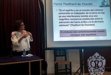 Ciclo Cristianismo y Sociedad: Dios crea en la evolución